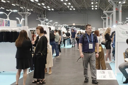 美国纽约服装采购展览会Apparel USA现场